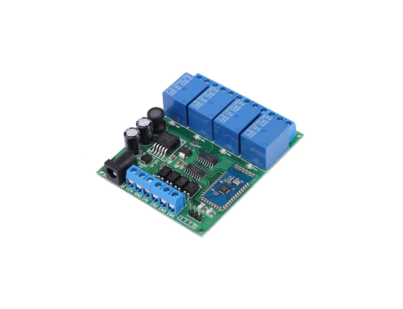 реле_4_канальное_5_25v_с_bluetooth_управлением_от_android_2.jpg