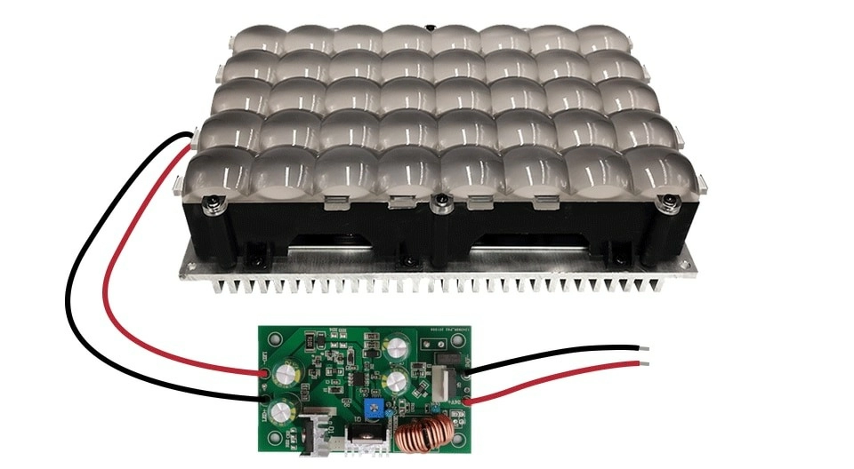 Ul'trafioletovyj ParaLED svetil'nik 8,9 dyujmov ChiTu Systes 6
