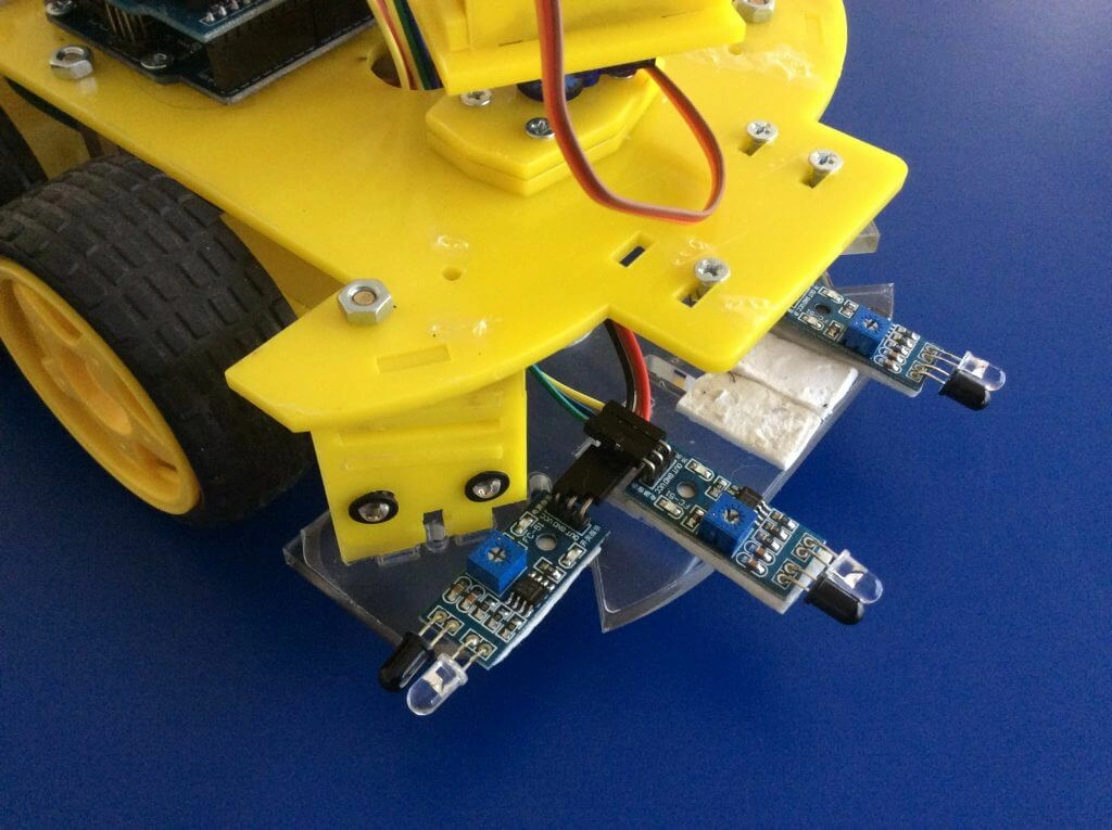 Podklyuchenie-datchikov-prepyatstvij-Arduino-1024x765.jpg