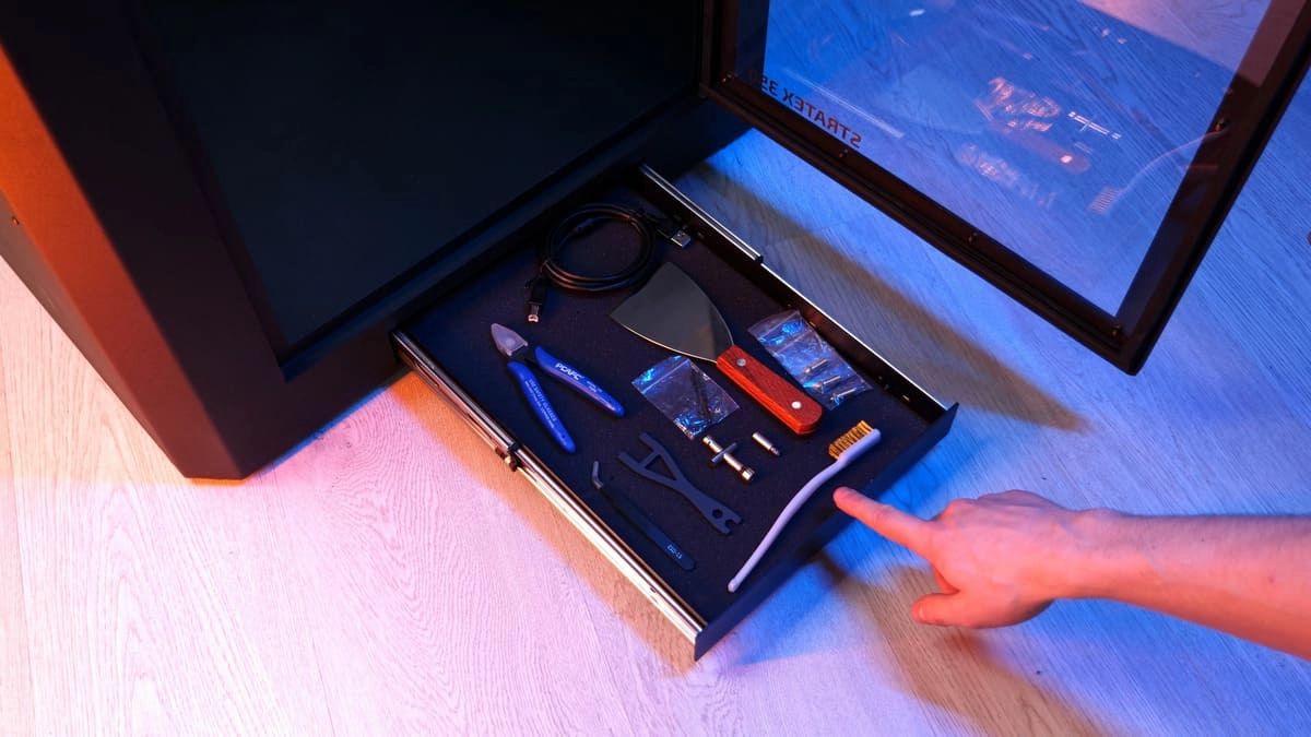 Ящик с системой открытия push to open