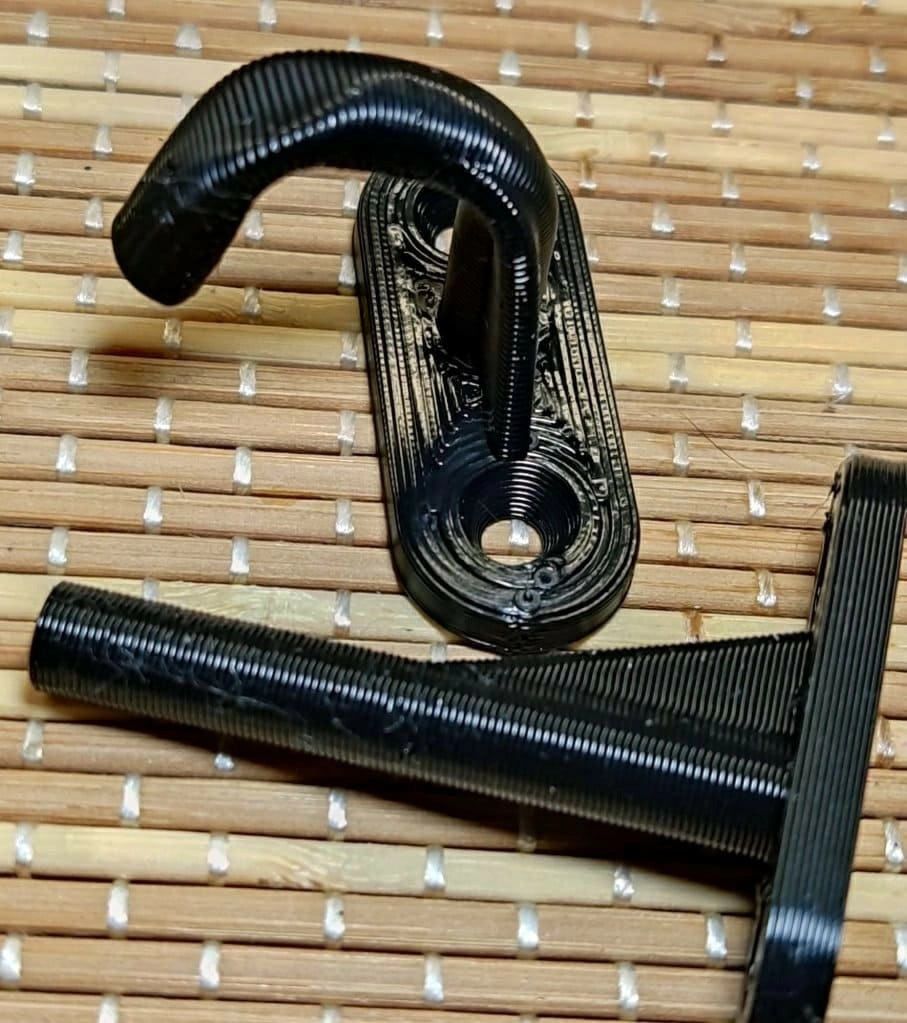 3D пластик PLA имеет низкую температуру плавления