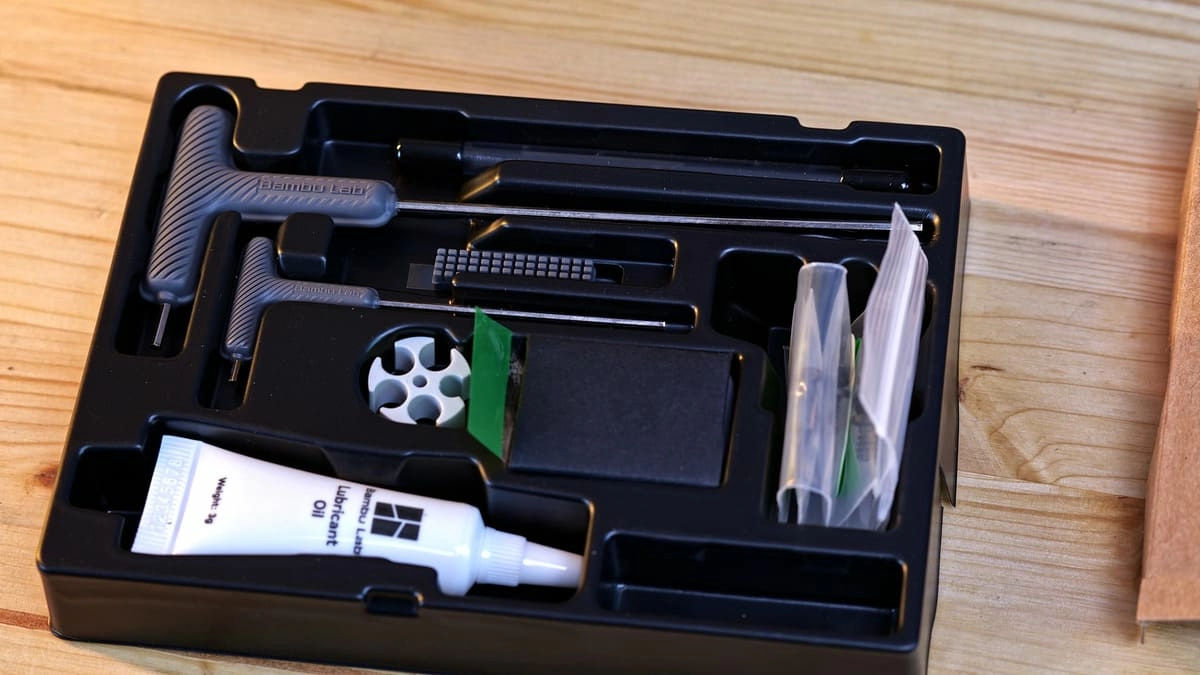 Комплект поставки принтера Bambu Lab A1 Mini Combo