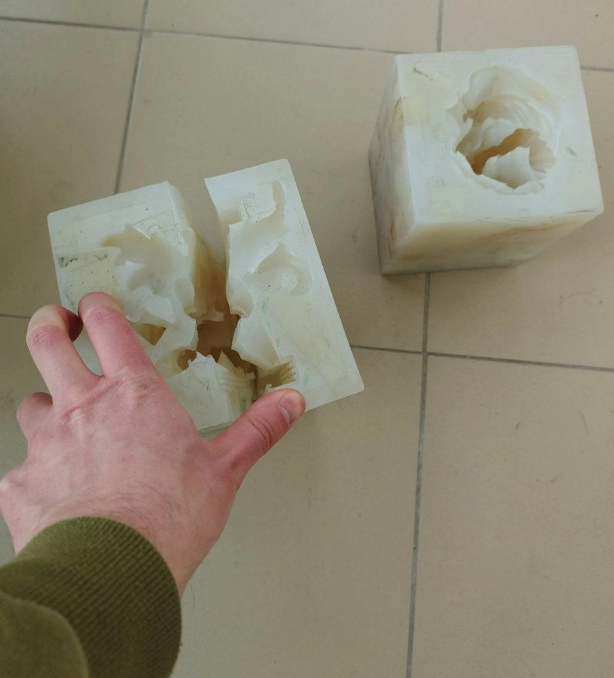 Восковая форма, снятая с модели Деревянных дел мастер