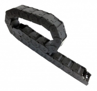 Gibkiy-plastikovyy-kabel_kanal-_zakrytyy_