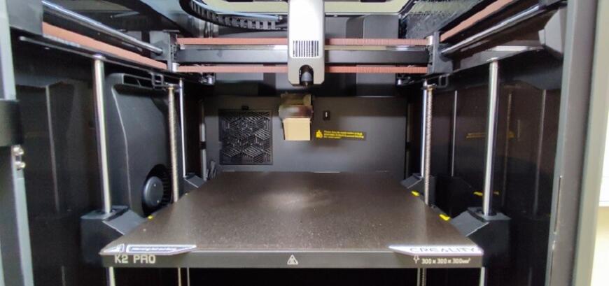 Рабочий стол Creality K2 Pro
