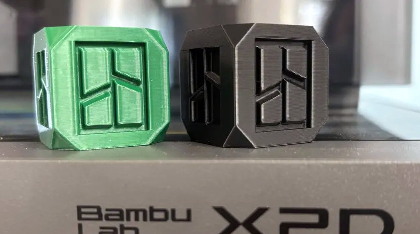 Печать основным и вспомогательным соплом Bambu Lab X2D