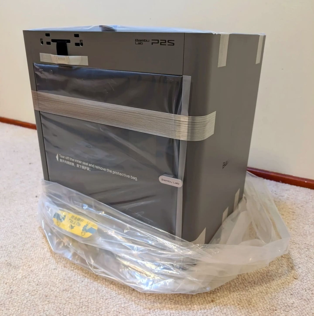Распаковка 3D принтера Bambu Lab P2S
